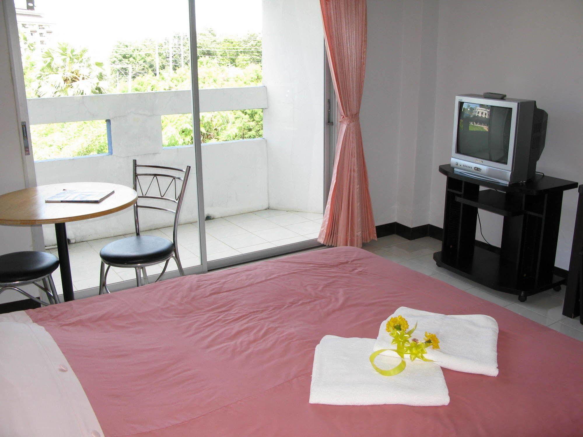 Paramita Pattaya Exterior foto