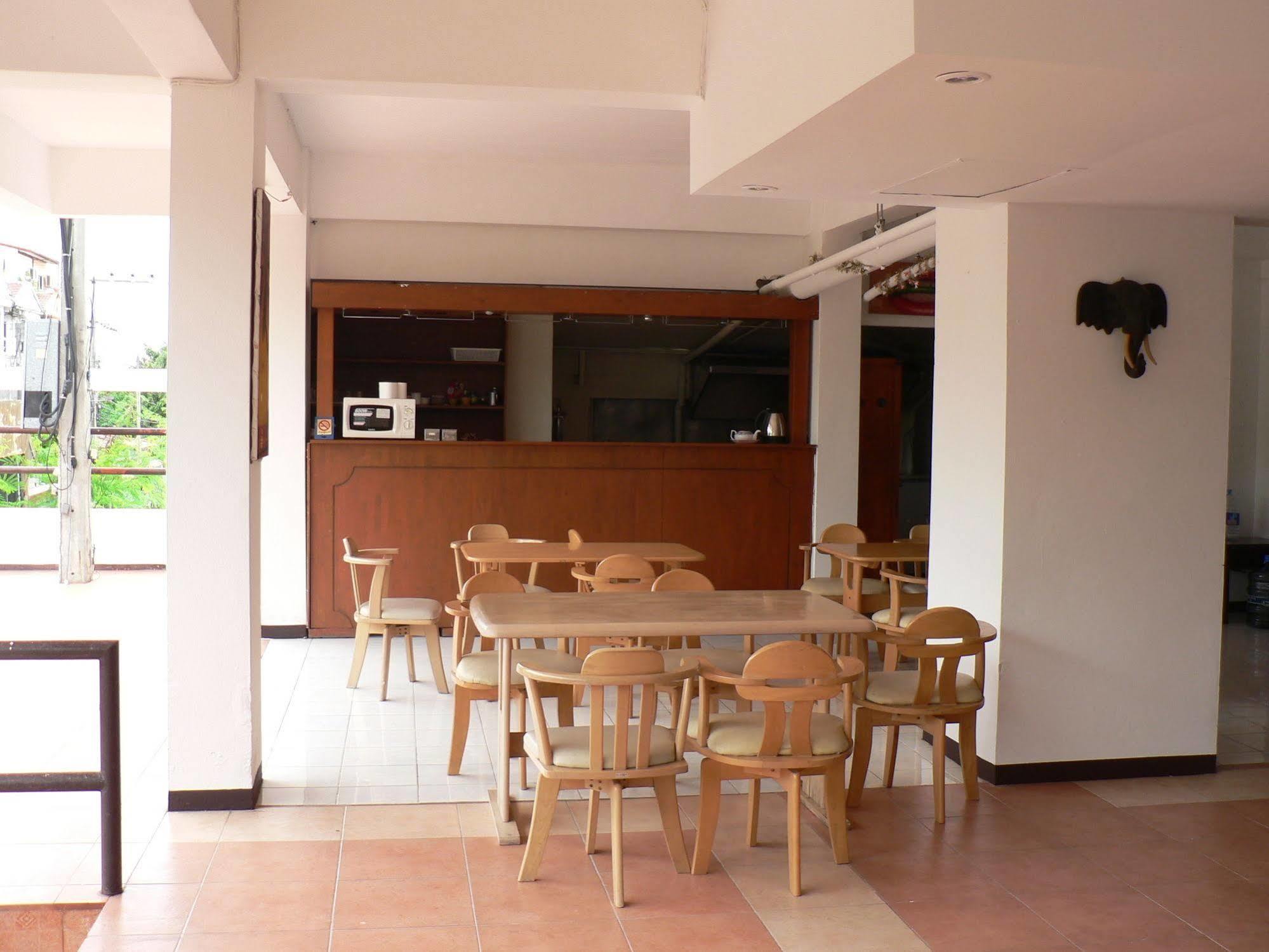 Paramita Pattaya Exterior foto